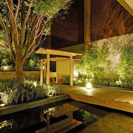 Hakone Tokinoshizuku Otel Dış mekan fotoğraf A Japanese garden at night