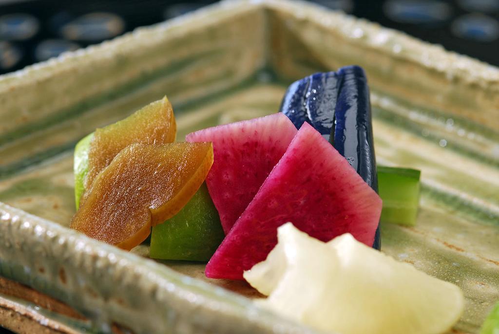 Hakone Tokinoshizuku Otel Dış mekan fotoğraf A selection of Japanese fruit jellies