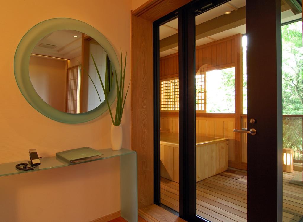 Hakone Tokinoshizuku Otel Dış mekan fotoğraf A modern onsen
